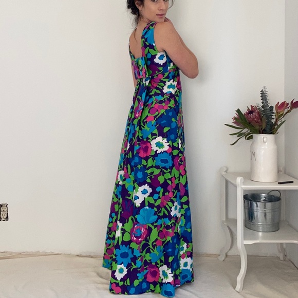 Vintage Maluna Hawaii Maxi Dress - Picture 5 of 10